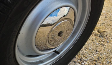 ΟΔΗΓΟΥΜΕ Renault 4L: Βασικά πρωτοποριακό