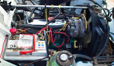 ΟΔΗΓΟΥΜΕ Renault 4L: Βασικά πρωτοποριακό