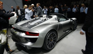 Πρεμιέρα για την Porsche 918 Spyder