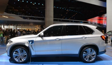 BMW X5 eDrive: Η X5 μπαίνει στην πρίζα