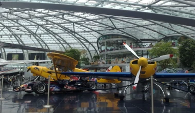 Ο μαγικός κόσμoς της Hangar-7 