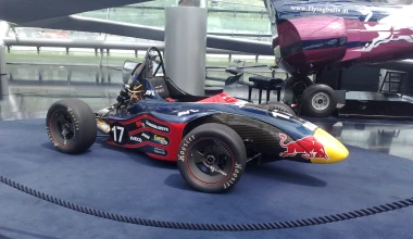 Ο μαγικός κόσμoς της Hangar-7