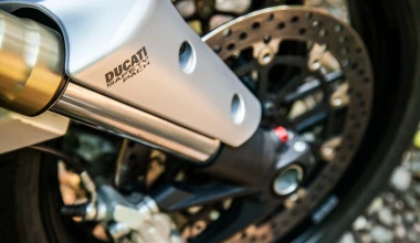 Audi RS3 vs Ducati Multistrada 1200