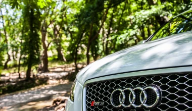 Audi RS3 vs Ducati Multistrada 1200