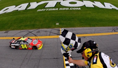 Καρό σημαία: η ιστορία