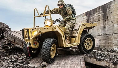 Γουρούνες Polaris με ελαστικά χωρίς αέρα (VIDEO)