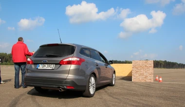 FORD: Αυτόματο παρκάρισμα με remote control