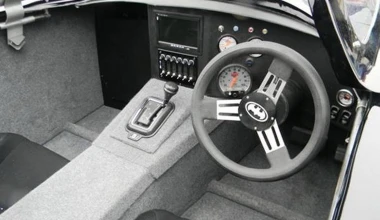 Λειτουργικό Batmobile με φλογοβόλο 