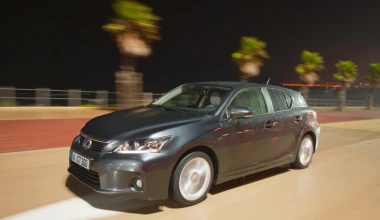 Lexus CT200h