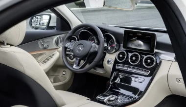 Νέα Mercedes-Benz C-Class εκ των έσω: Αναζητώντας τη νέα κλάση
