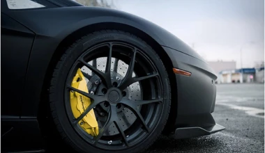 Μια Lambo για χειμερινά ταξίδια