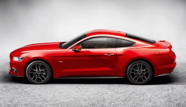 Η νέα Ford Mustang λάμπει στο Ντιτρόιτ