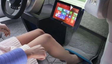 Το Rinspeed XchangE πάει μόνο του