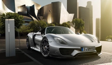 Porsche 918 Spyder Weissach Package VIDEO