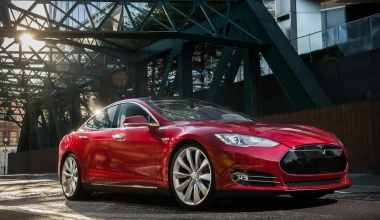 Tesla Model S: Supercar με …μπαλαντέζα

