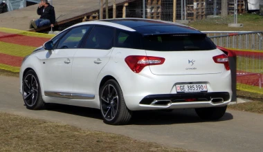 Citroen DS5 HYbrid4