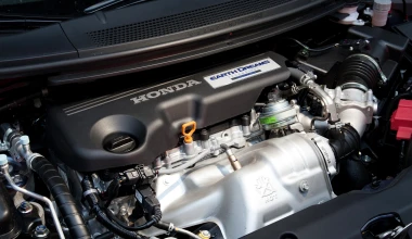 Από 15.240 ευρώ το ανανεωμένο Honda Civic MY14