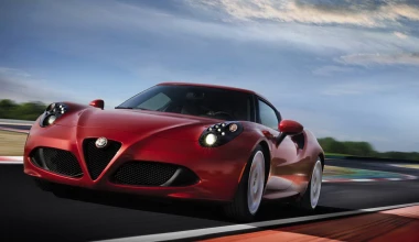 Alfa Romeo 4C: Στο μικροσκόπιο