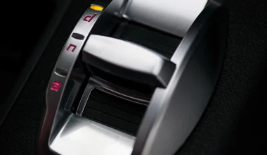 Alfa Romeo 4C: Στο μικροσκόπιο