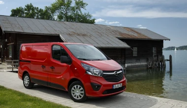 ΟΔΗΓΟΥΜΕ Opel Vivaro 2014