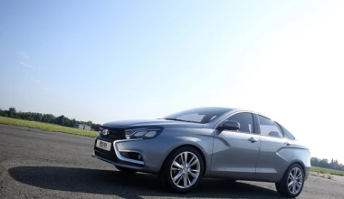 Νέα Lada Vesta και XRAY στο Σαλόνι της Μόσχας