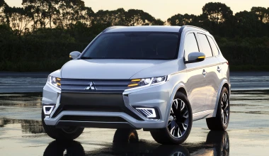 Νέο Outlander PHEV Concept-S                    

