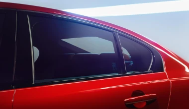 Νέα Jaguar XE: Πρεμιέρα στο Παρίσι

