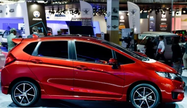 Νέο Honda Jazz 2015 1.3 i-VTEC (VIDEO)