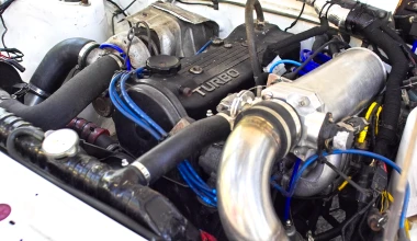 ΟΔΗΓΟΥΜΕ Mitsubishi Lancer Evo 