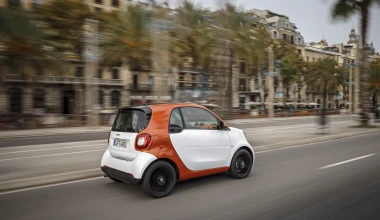 ΟΔΗΓΟΥΜΕ τα νέα Smart Fortwo & Forfour