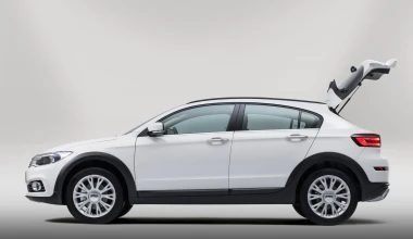 Νέο Qoros 3 City SUV 1.6 Turbo