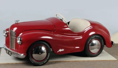 Αγώνας με παιδικά αυτοκίνητα