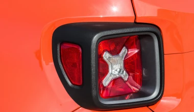 ΟΔΗΓΟΥΜΕ το νέο Jeep Renegade