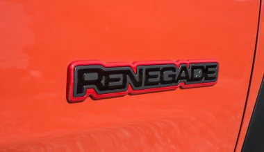 ΟΔΗΓΟΥΜΕ το νέο Jeep Renegade