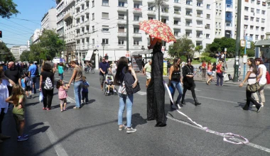 Πανεπιστημίου: κλειστή στα ΙΧ, ανοιχτή στον κόσμο