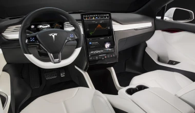 Tesla Model X το 2016