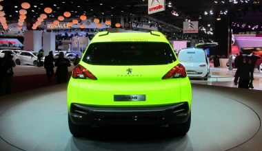 Peugeot 2008: μικρό SUV στο Παρίσι