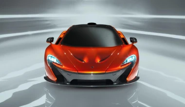 McLaren P1: Ένα super car στο Παρίσι
