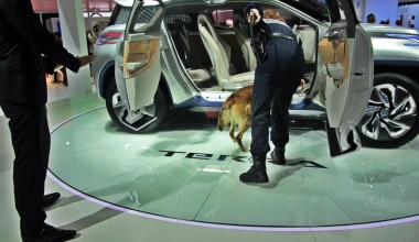 Απειλή για βόμβα στο Σαλόνι του Παρισιού: Άκυρο