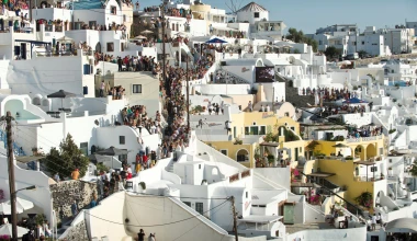 Μια διαφορετική βόλτα στη Σαντορίνη