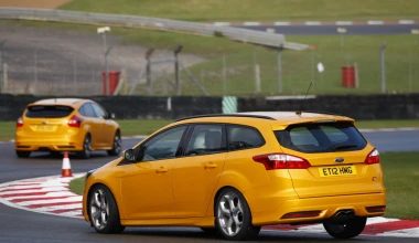Ford Focus ST @ Brands Hatch