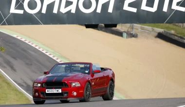 Ford Mustang Shelby GT500 @ Brands Hatch