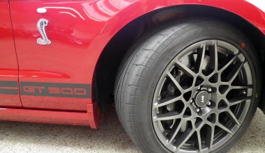 Ford Mustang Shelby GT500 @ Brands Hatch