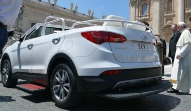 Μοναδικό Hyundai Santa Fe για τον Πάπα