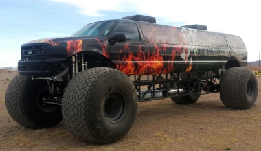 SUV με σχεδόν 10m μήκος & 3,65 ύψος (VIDEO)