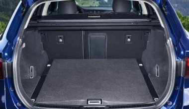 ΟΔΗΓΟΥΜΕ: Νέο Toyota Avensis 2015