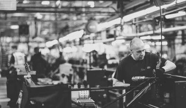 2.000.000 Defender γιορτάζει η Land Rover