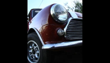 Μ' ένα Mini σε 