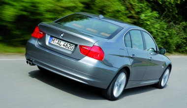 BMW 320i - 2010
