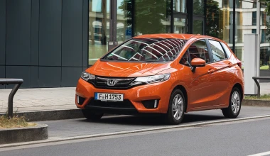 ΟΔΗΓΟΥΜΕ: Νέο Honda Jazz 1.3 2015